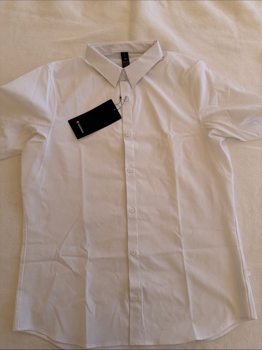 Men's White Short-Sleeve Button-Up Shirt